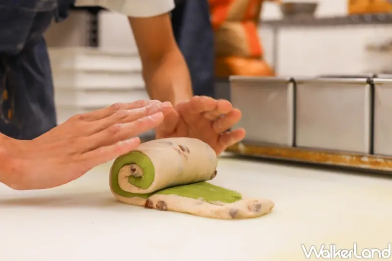 niko bakery X 辻利茶舗 抹茶草莓生吐司 揉製  / WalkerLand窩客島整理提供 未經許可，不得轉載