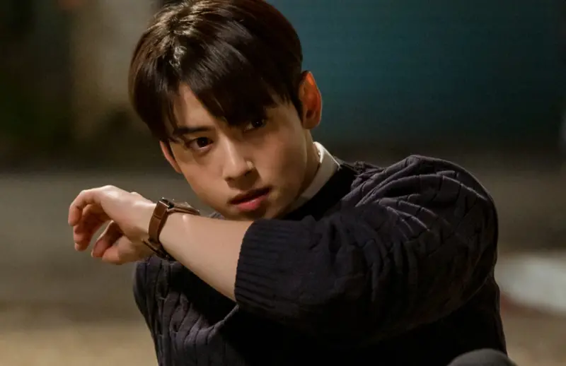 怕狗的數學老師，卻在一次意外之下，必須幫一位變成狗的女老師破除魔咒