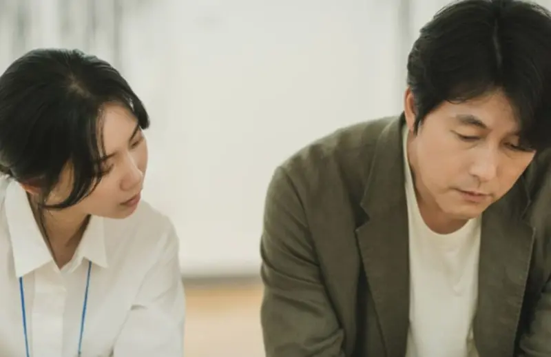 鄭雨盛演繹出另一種的憂鬱感的獨特魅力