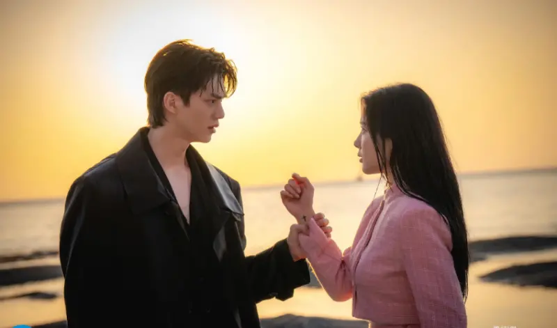 又爆笑又浪漫的愛情劇《與惡魔有約》即將於24日在Netflix與韓同步播出