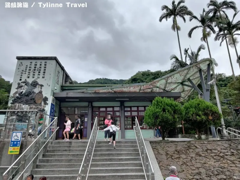 【新竹美食】內灣老街美食，古色古香的小城鎮 | 野薑花粽、黑毛豬肉高粱香腸 | 銅板美食 | 美食推薦