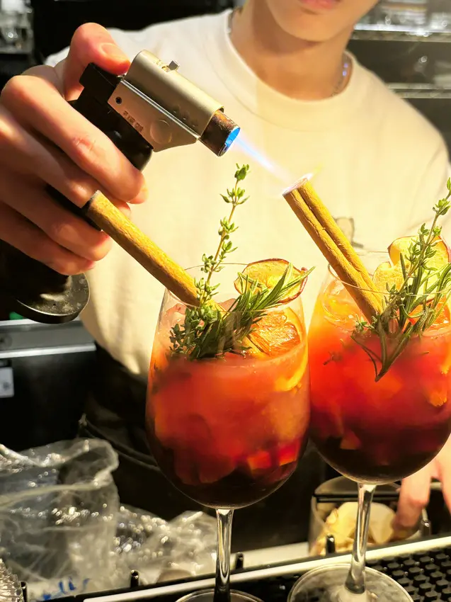 台北美食 | 來吧Bar台北～日式餐酒館 無限暢飲 大阪風格裝潢居酒屋。台北國父紀念館捷運站5分鐘。台北信義大安美食推薦