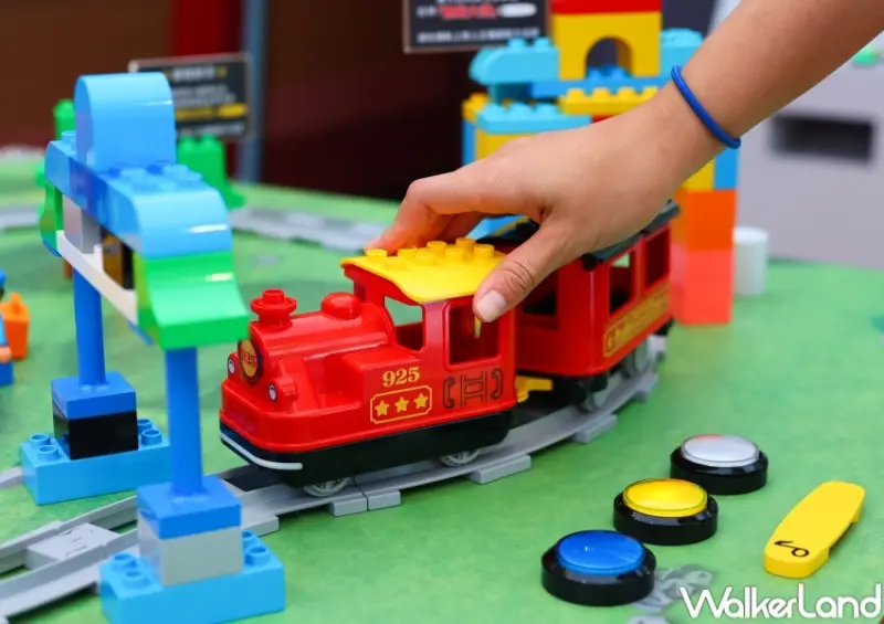 樂高超能聖誕列車  / WalkerLand窩客島整理提供 未經許可，不得轉載
