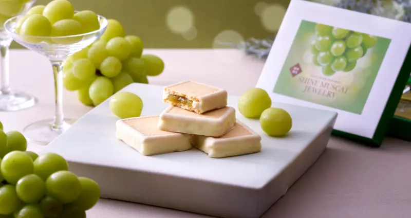 北海道的晴王麝香葡萄產自仁木町，因為其具有光澤的外表和美味的口感，又被稱為綠色寶石