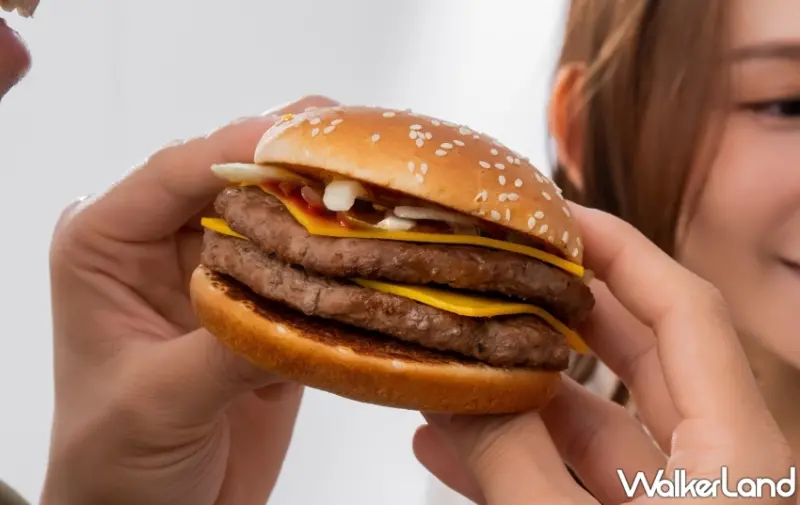 麥當勞大薯買一送一！麥當勞2023全新APP優惠搶先看，1+1星級點50元、再加碼69元新菜單。