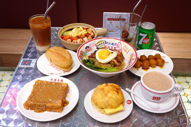 桃園市中壢區桃園市中壢區不必飛出國就能享受道地香港風味的港式餐廳-內壢永芯茶檔茶餐廳，有港式點心、港式撈麵、煲仔飯的平價港式推薦