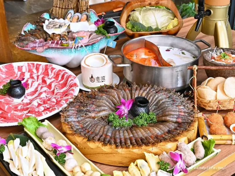泰滾泰式火鍋｜都市中絕美叢林系泰式火鍋店，口味道地，蝦片無限吃到飽，超狂限時優惠一百元發票就送一百隻蝦！