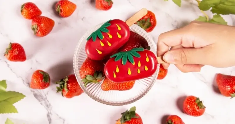 草莓下午茶再加1！台北萬豪酒店「莓好繽菓」夢幻草莓季，要讓草莓控美到捨不得吃、拍到停不下來。