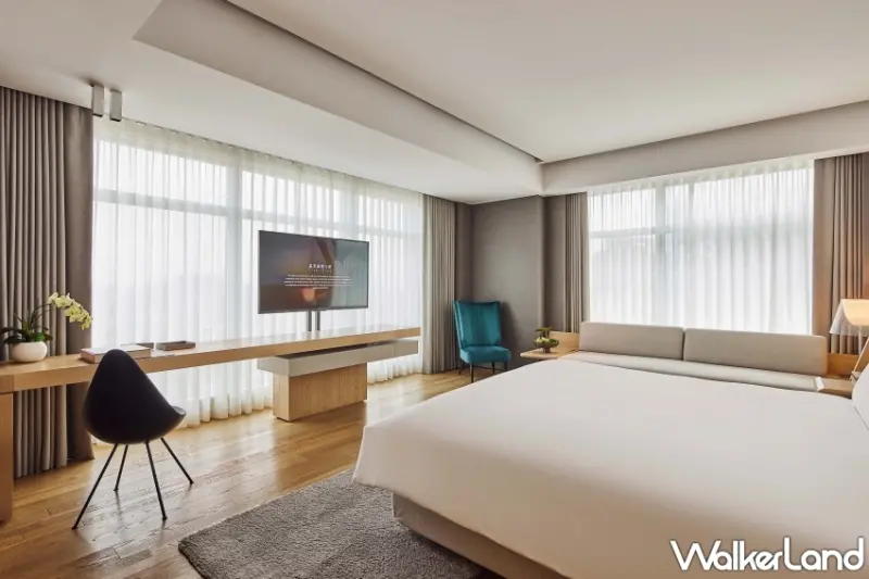 高雄晶英國際行館「搭遊艇看小鴨」獨家遊港行程 