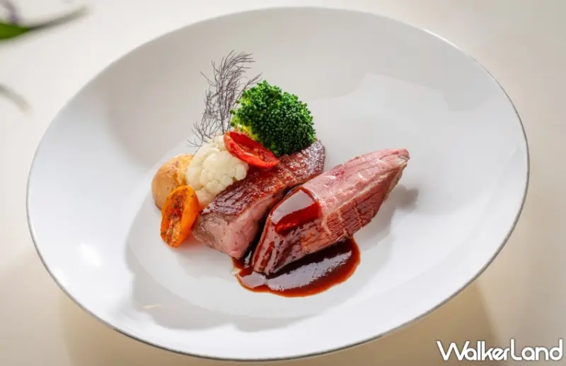 文華Café半自助吃到飽「平日午間饗．吃．吧」全新季節主餐