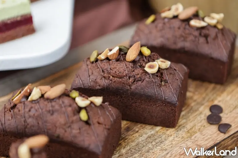 2024漢來海港「巧遇甜點季」攜手日本和菓子店「昆布屋孫兵衛」主廚昆布智成，期間限定漢來巧克力甜點。