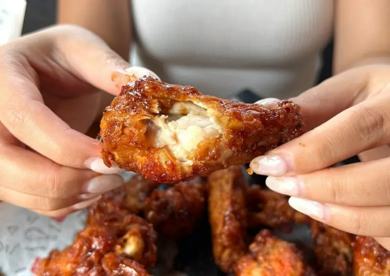 本村韓式炸雞 微風台北車站 / WalkerLand窩客島整理提供 未經許可不可轉載。