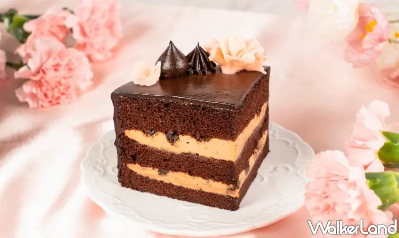 BAC 母親節限定「甜茶女神 蜜桃茶餡蛋糕」