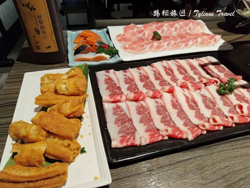 台北市中山區【台北美食】青花驕麻辣鍋，王品集團旗下麻辣火鍋 | 招牌湯頭麻香夠味、酸菜白肉鍋 | 中山人氣火鍋推薦