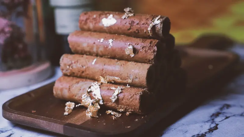 新北市淡水區原未蛋捲新品登場！“松露金箔蛋捲”震撼台北食品暨特色美食國際博覽會