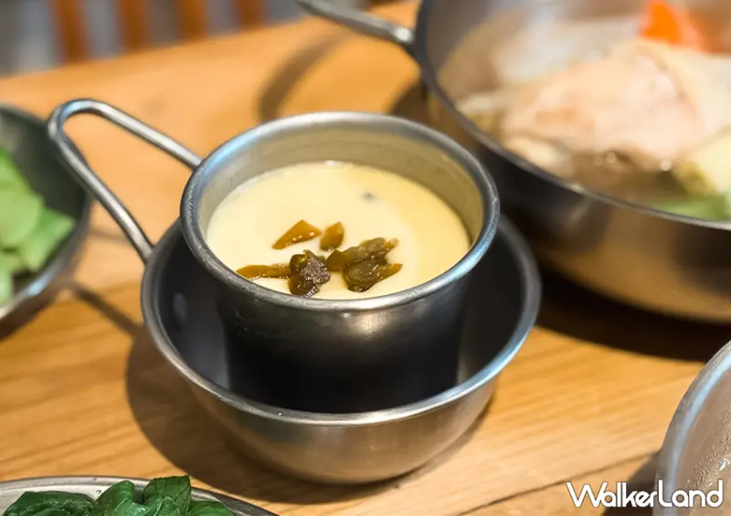 台北永春站美食「春寅食堂」菜單主打雞白湯麵必吃​​​​​​​/ WalkerLand窩客島整理提供 未經許可不可轉載。