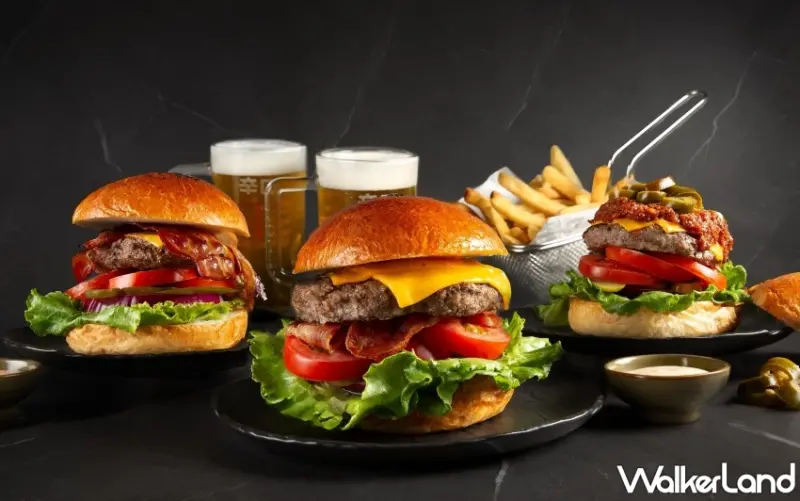 台北萬豪「豪享吃堡」漢堡、指定飲品買一送一