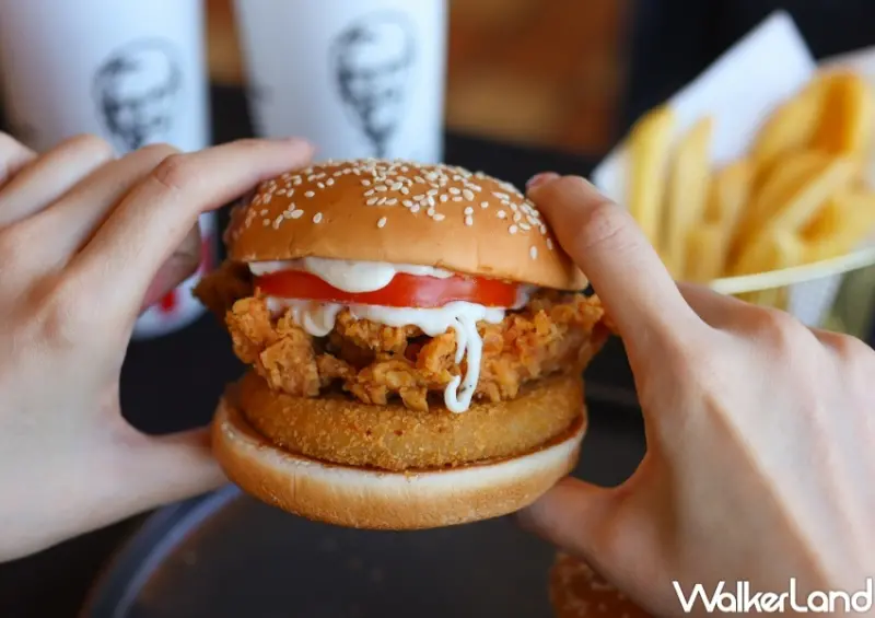 肯德基 松露起司圈咔啦雞腿堡  / WalkerLand窩客島整理提供 未經許可，不得轉載