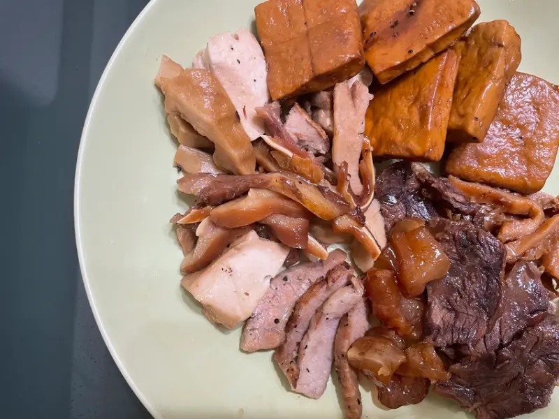 御回鄉滷味|飄香板橋重慶市場，懶人首選真空冷凍宅配在家輕鬆煮!