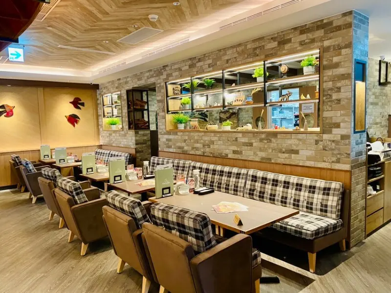 台北市中正區【武蔵野森珈琲-台北西門相鐵店】鬧中取靜的舒適療癒空間 招牌舒芙蕾幸福甜點 法式吐司與精緻的蔬食午茶系列 是忙裡偷閒的幸福滋味 愛就GO !