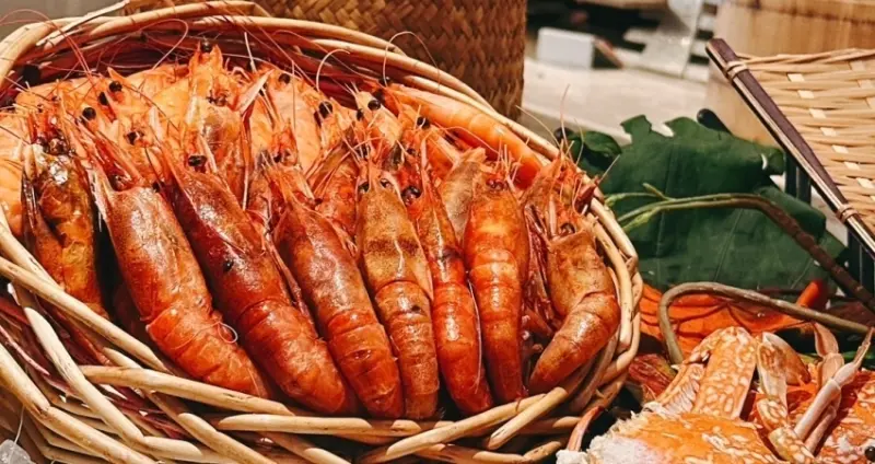 吃到飽7折開吃！台北凱達百宴吃到飽中二碼「焗烤奶油大蝦」免費吃，再加碼全新「現流水產」限時吃到飽。