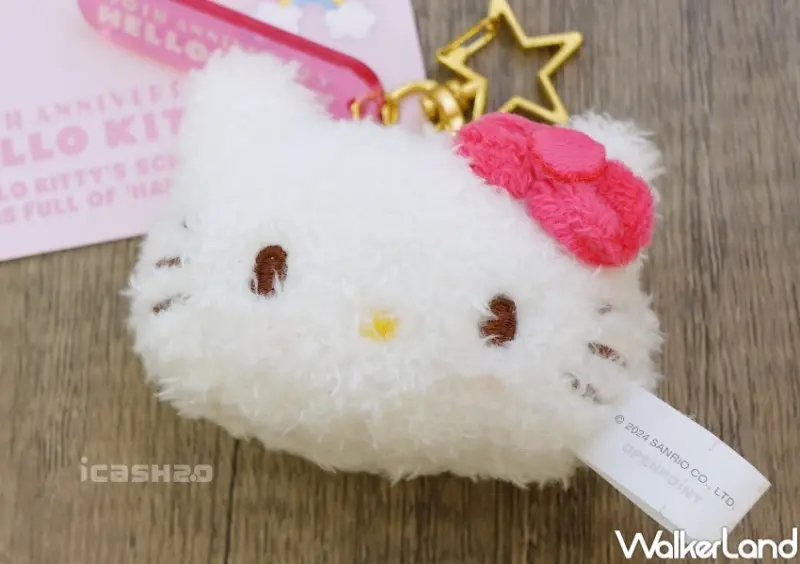 icash Hello Kitty 50th週年絨毛卡  / WalkerLand窩客島提供 未經許可，不得轉載