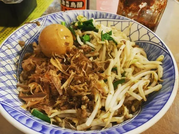 台東美食必吃推薦：榕樹下米苔目-小滿雨生 / WalkerLand窩客島整理提供 未經許可不可轉載