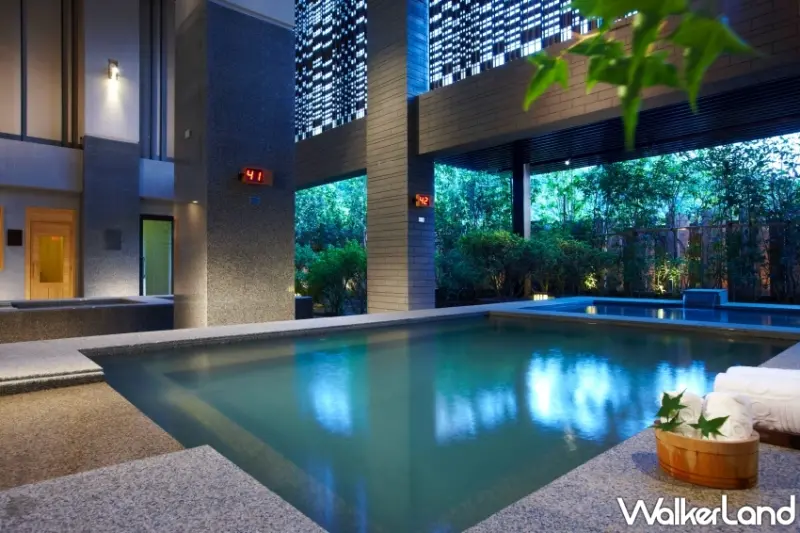 端午連假住北投麗禧！龍年限定艾草香包、粽子造型抹茶豆沙酥，一泊一食感受台北最美溫泉酒店。