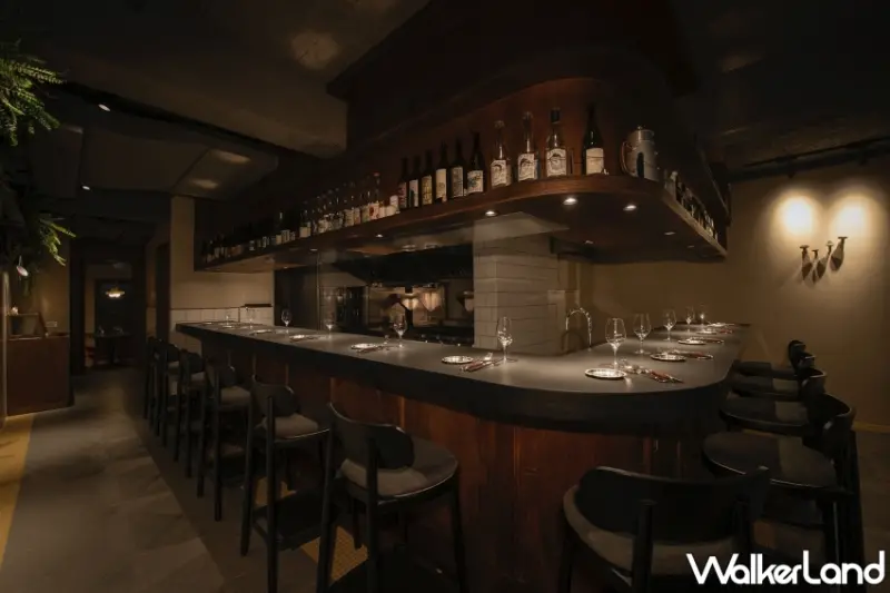 富錦樹鐵球食堂打造日本街邊自然酒館氛圍