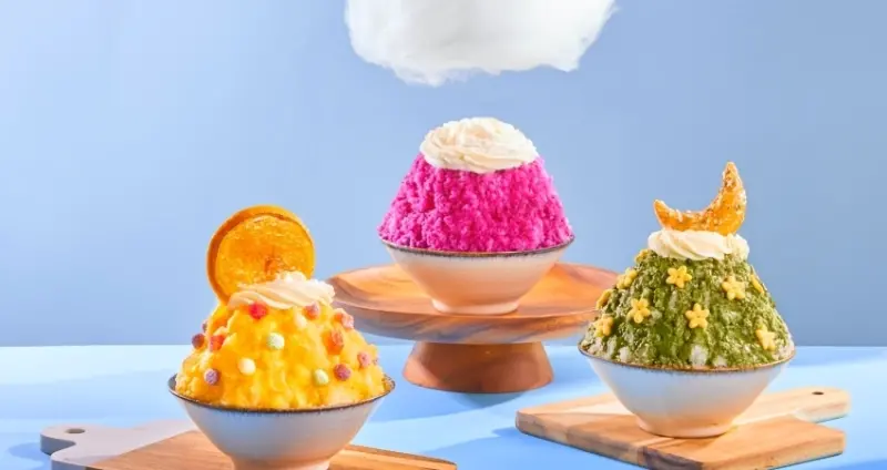 好丘刨冰強勢回歸!四四南村夏天必拍「好丘山系刨冰2.0」可愛升級版,超夢幻雲朵棉花糖、再創日式刨冰無限可能。