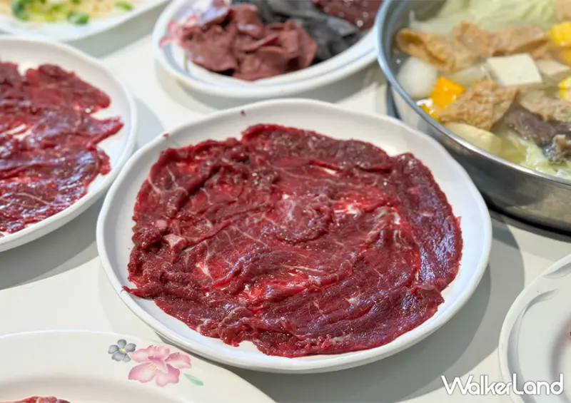 台南牛肉火鍋「永林綜合料理」菜單超過10種溫體牛可選/ WalkerLand窩客島整理提供 未經許可不可轉載。