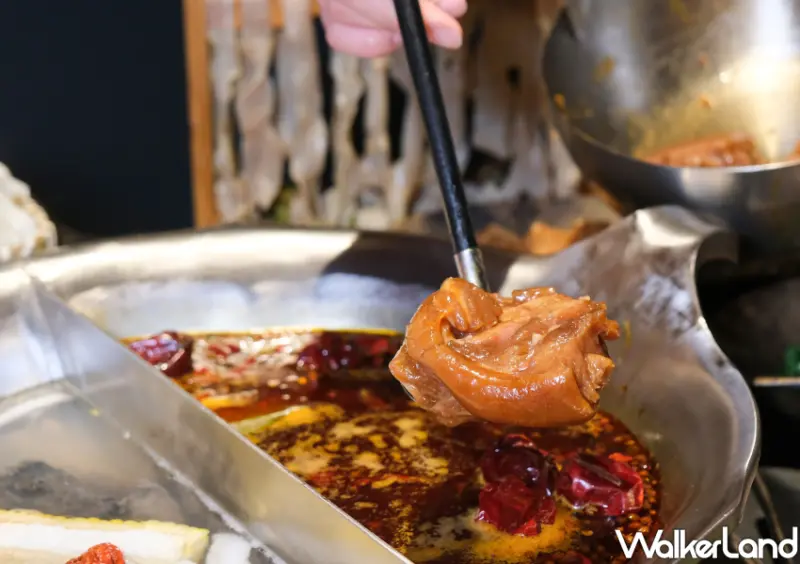 大巨蛋美食「湊湊火鍋·茶憩」/ WalkerLand窩客島整理提供 未經許可不可轉載。