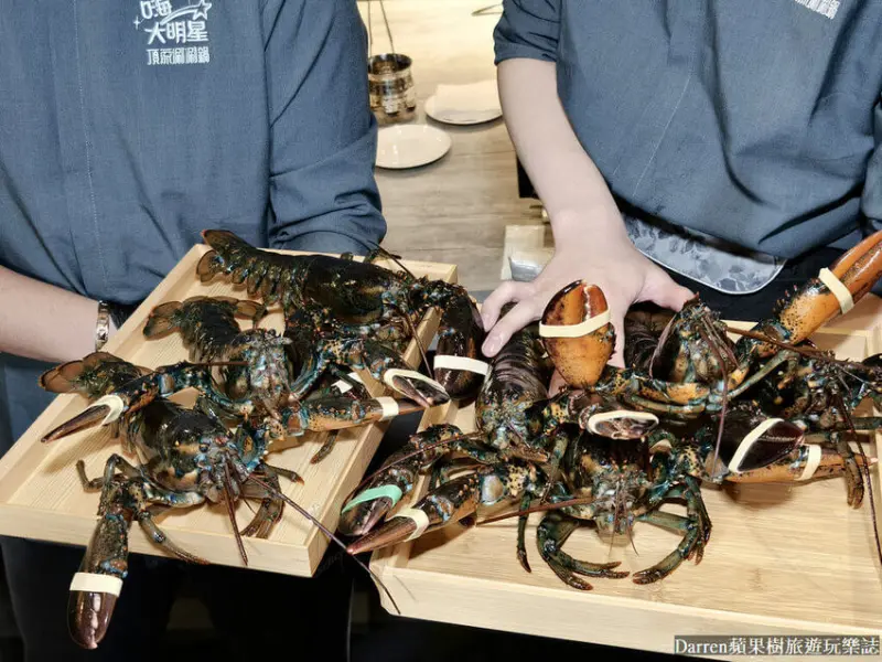 桃園市蘆竹區明星藝人出沒火鍋餐廳!日本A5和牛活龍蝦活鮑魚簡直就是火鍋界的天花板