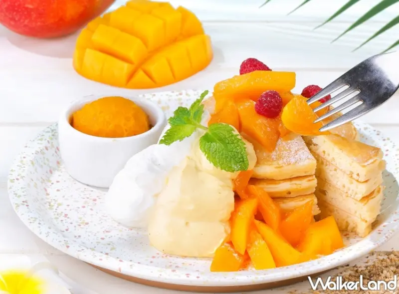 杏桃鬆餅屋推出中壢限定「芒果蒙布朗鬆餅」，再加碼「芒果季」鬆餅香甜開吃