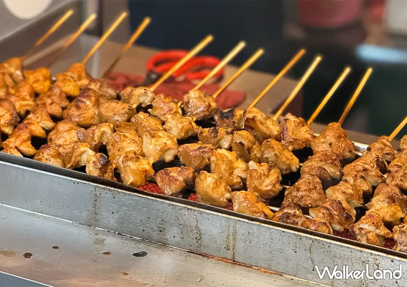 不只吃臭豆腐！深坑老街小吃推薦「芭樂嬌七里香」超大雞屁股一串只要40元/ WalkerLand窩客島整理提供 未經許可不可轉載。