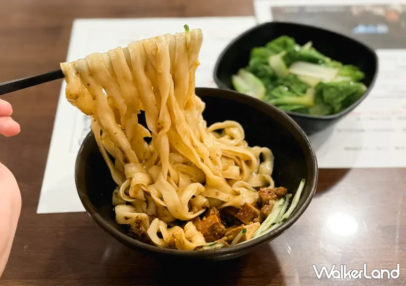 華山平價美食「麵懸一生」千則1星評論灌爆，卻滿滿都是好評/ WalkerLand窩客島整理提供 未經許可不可轉載。