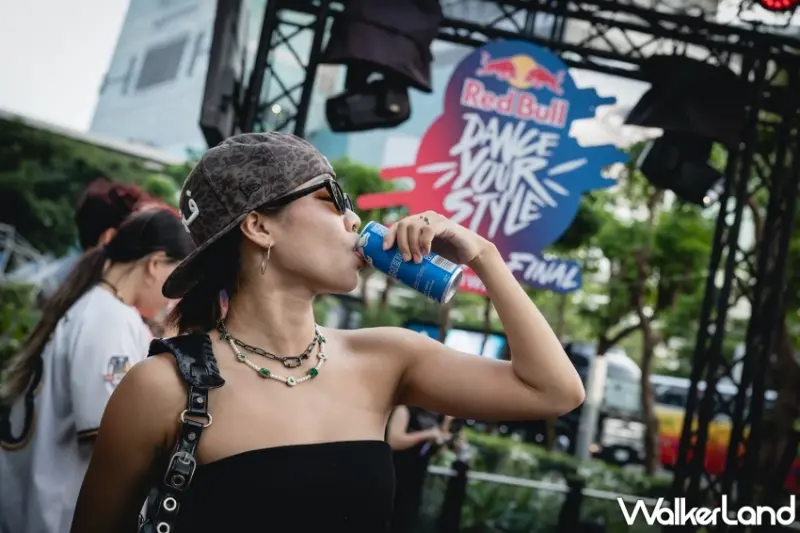 Red Bull 推出夏季限定六月莓風味