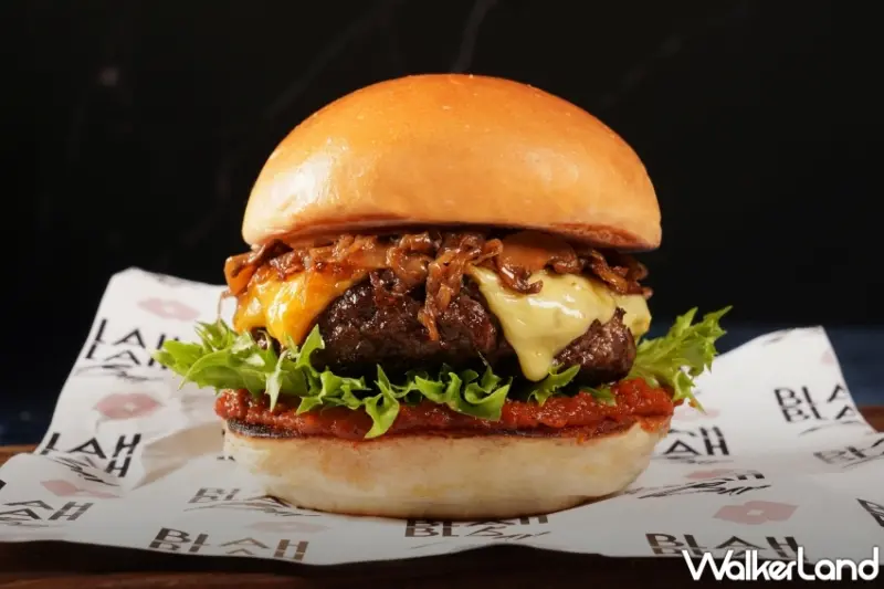 BLAH BLAH Bar夏日粉紅海灘派對