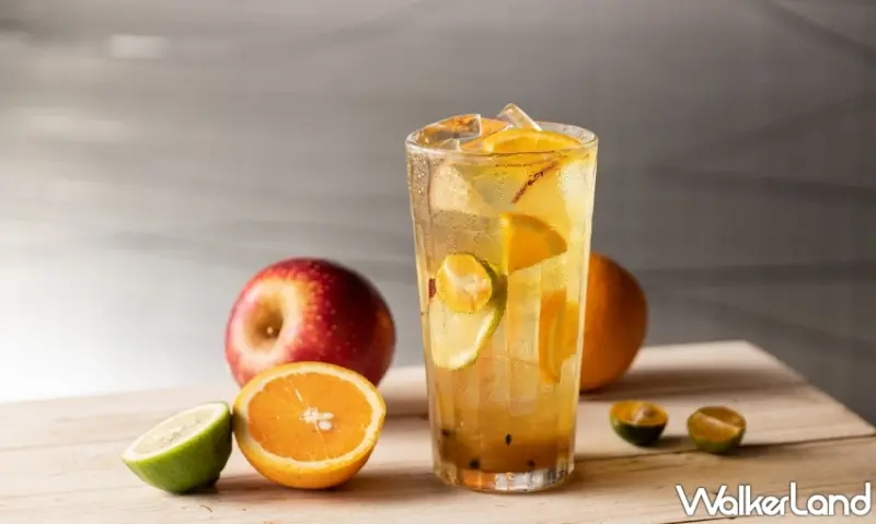 溜溜酸菜魚專賣店150元折價券搶先領，PAVO餐酒館4人同行贈火烤蜜汁豬肋排。