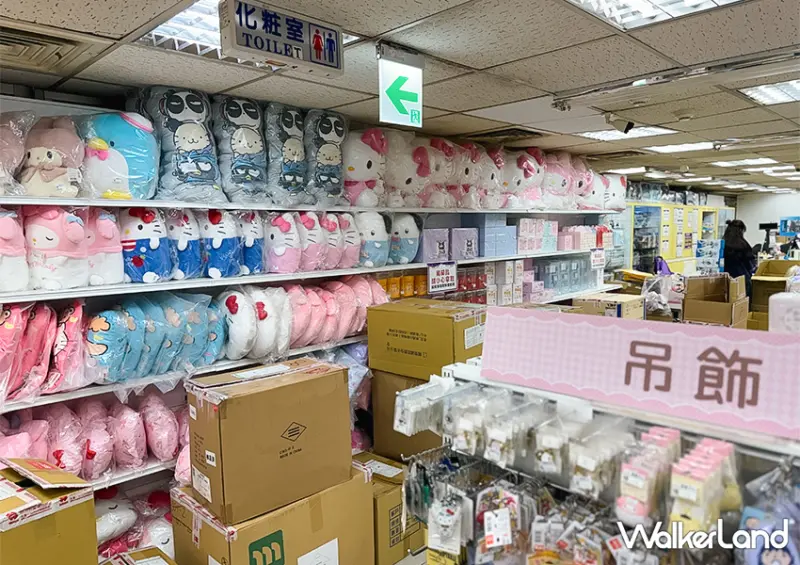 台北、台中玩具outlet「麗嬰國際清倉中心」三麗鷗、蠟筆小新周邊下殺5折起/ WalkerLand窩客島整理提供 未經許可不可轉載。