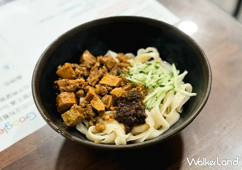 華山平價美食「麵懸一生」千則1星評論灌爆，卻滿滿都是好評/ WalkerLand窩客島整理提供 未經許可不可轉載。