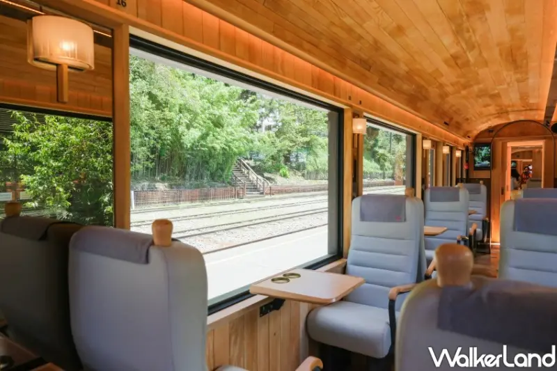 阿里山林鐵觀光列車「福森號」/ WalkerLand窩客島整理提供 未經許可不可轉載。