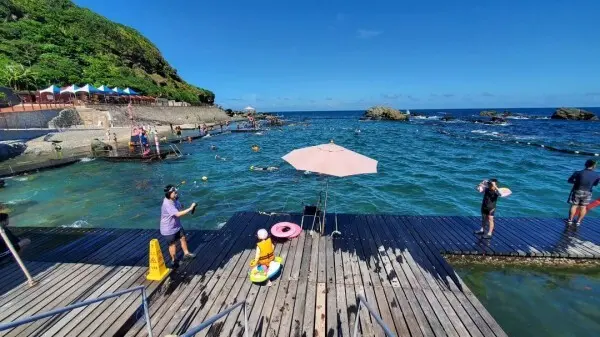 新北貢寮海景打卡點：龍洞灣海洋公園/ WalkerLand窩客島整理提供 未經許可不可轉載