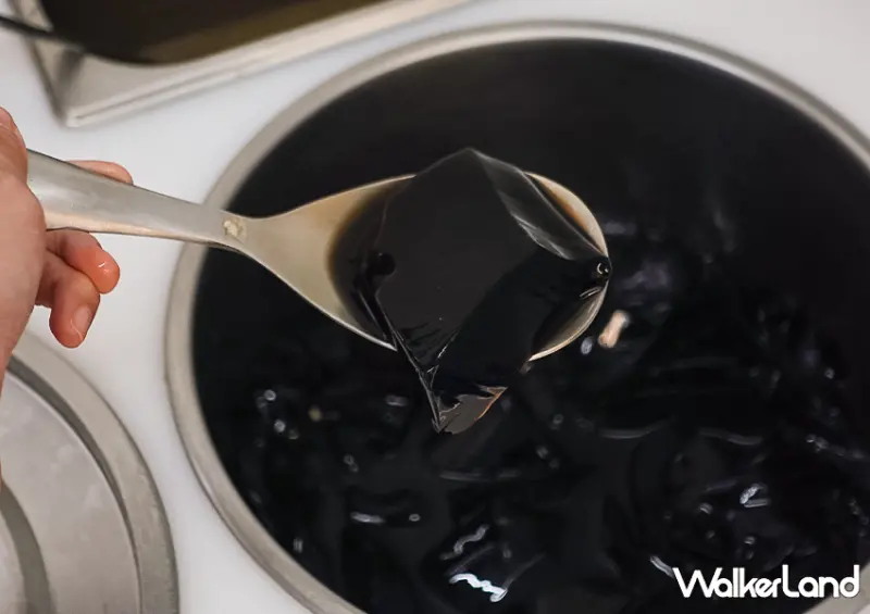 145元拉麵吃到飽！永和平價美食餐廳「何家拉麵」菜單必收藏/ WalkerLand窩客島整理提供 未經許可不可轉載。