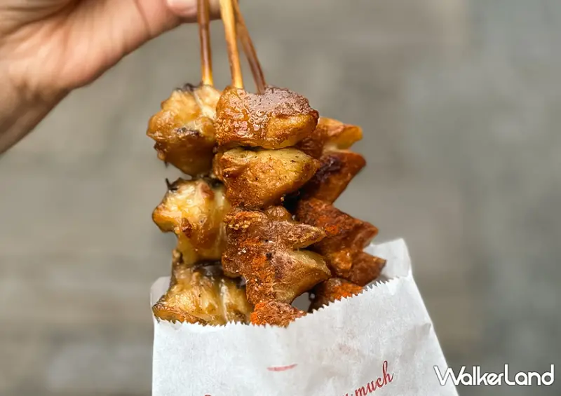 不只吃臭豆腐！深坑老街小吃推薦「芭樂嬌七里香」超大雞屁股一串只要40元/ WalkerLand窩客島整理提供 未經許可不可轉載。