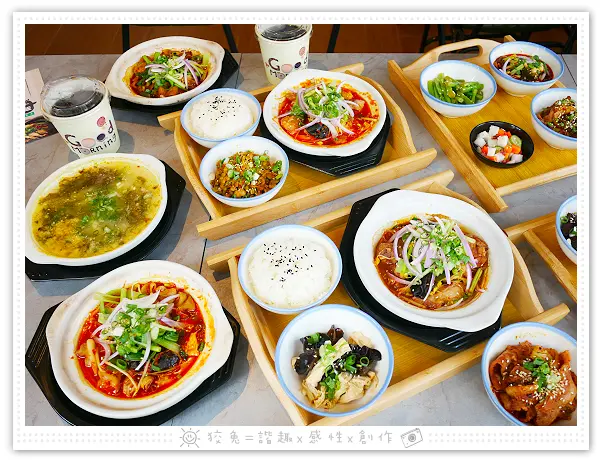 [台南食記] 小卒砂鍋雞米飯~台南酸菜魚/台南砂鍋雞！東區東安路美食推薦！這鍋飯有點強！