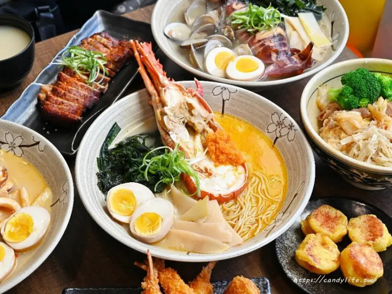台中市大里區兆曜拉麵丼飯｜台中大里人氣浮誇系拉麵，料多到爆，湯頭超讚還可免費續麵