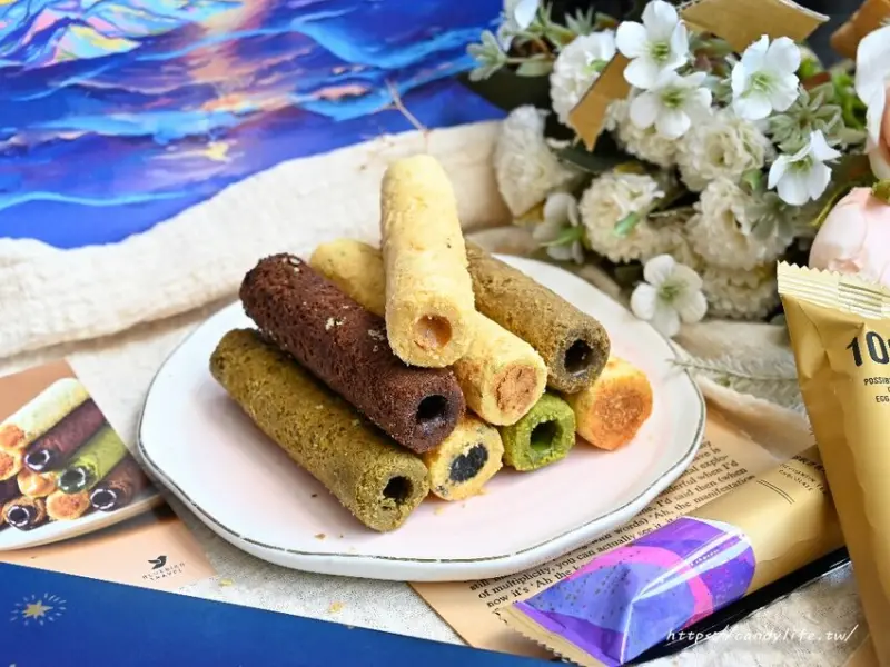 台中市西區青鳥旅行｜台中人氣灌餡蛋捲推出絕美中秋禮盒，一次吃到八種口味，8/25前訂購還享早鳥優惠