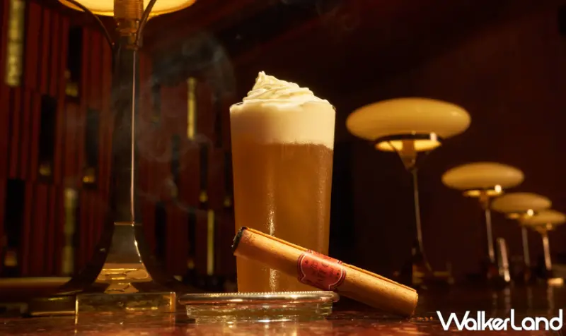  台北隱世酒吧Staff Only Club全新登場15款賽博龐克卡牌調酒，體驗美麗新世界的微醺奇幻旅程。