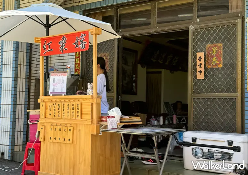萬里隱藏版美食「頂寮 紅棗嬸涼麵」在老闆家吃涼麵/ WalkerLand窩客島整理提供 未經許可不可轉載。